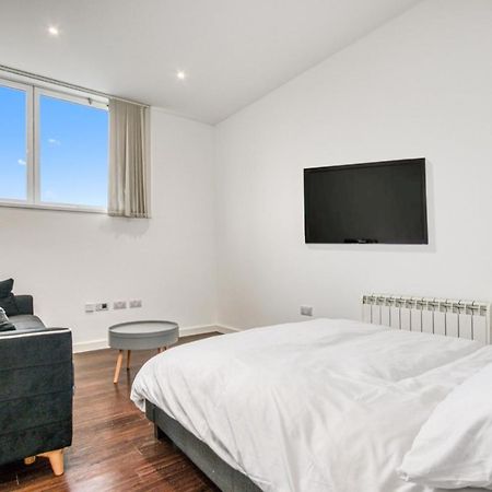 Stylish Studio By Heathrow Airport Apartment London Ngoại thất bức ảnh
