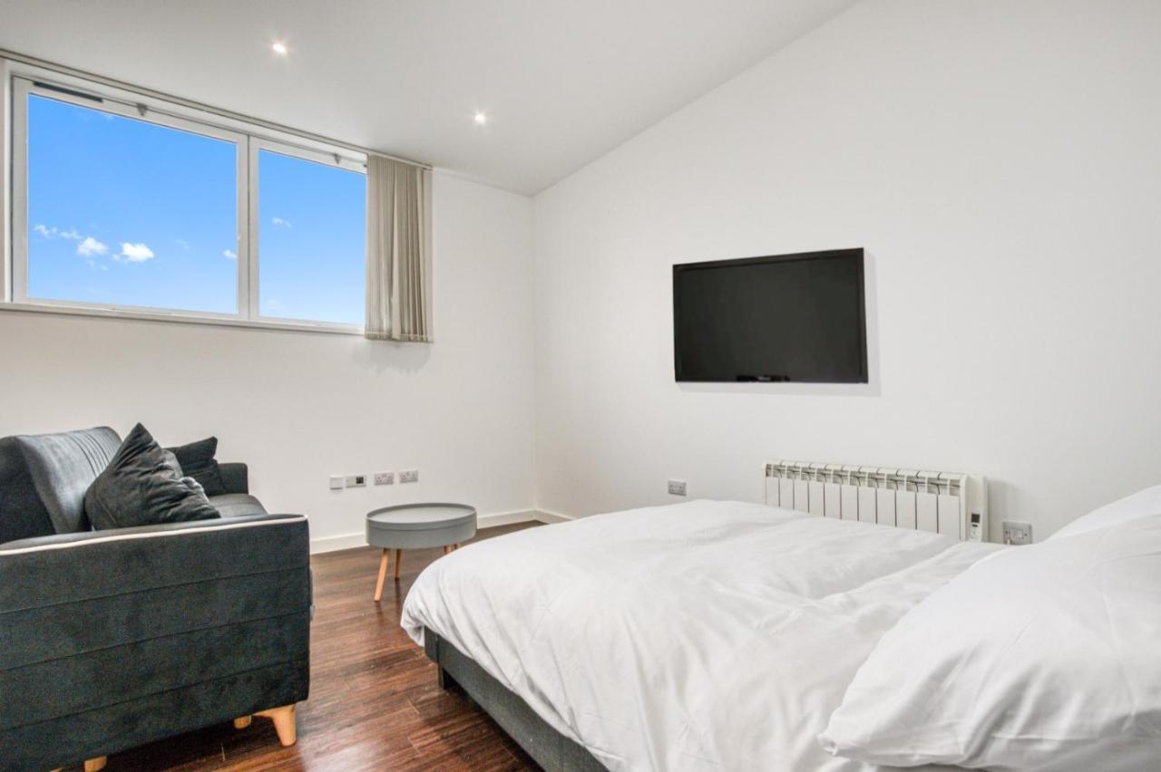 Stylish Studio By Heathrow Airport Apartment London Ngoại thất bức ảnh